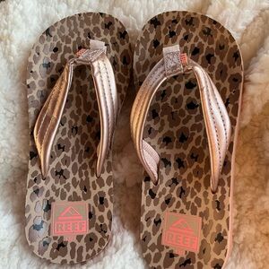 Reef Kids Leopard Print Flip Flops - Brown and Pink